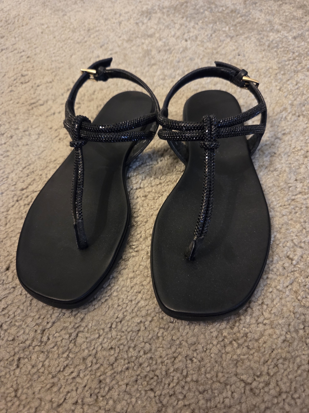 Reaction Kenneth Cole Black T-Strap Beaded Flat Sandals